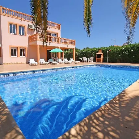 Luisa Costa Villa